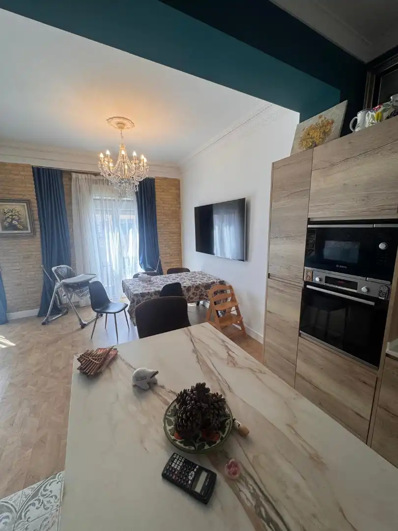 Wohnung zur Miete in Carrer de la Reina Na Germana, Gran Via