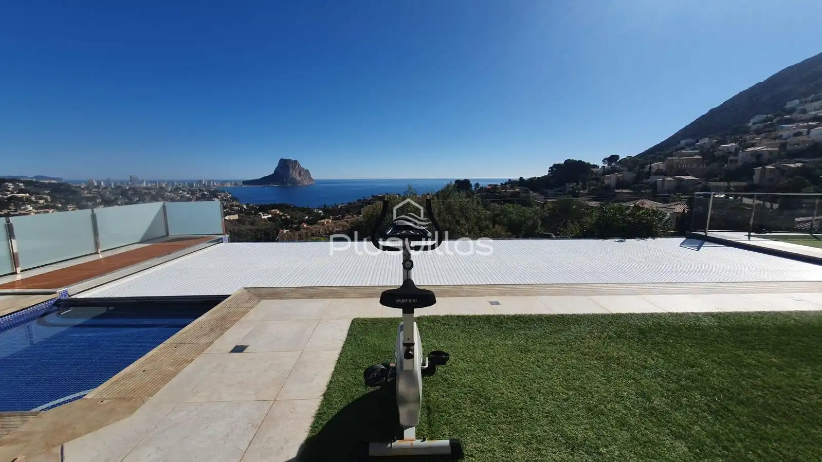 Vista exterior de Casa o xalet en venda en Zona Pueblo