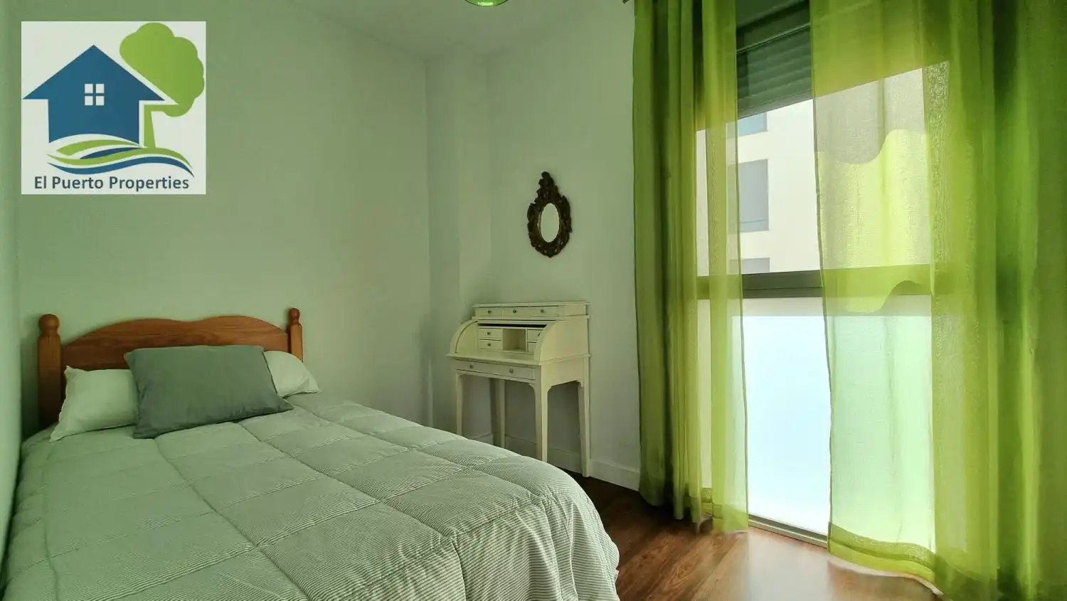 Habitación de Piso de alquiler en El Puerto de Santa María con Aire acondicionado, Calefacción y Amueblado