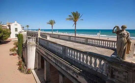 Vista exterior de Piso en venta en El Vendrell con Terraza