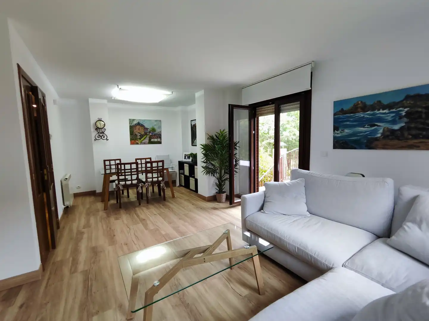 Sala de estar de Casa adosada en venta en Sojuela con Calefacción, Jardín privado y Parquet