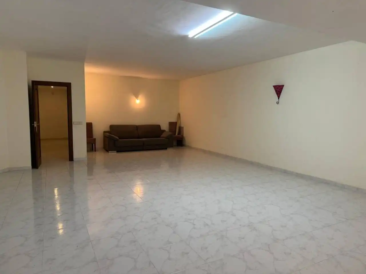 Einfamilien-Reihenhaus zum Verkauf in Cartagena mit Klimaanlage, Privatgarten und Terrasse