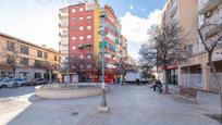 Vista exterior de Pis en venda en  Granada Capital amb Terrassa i Balcó