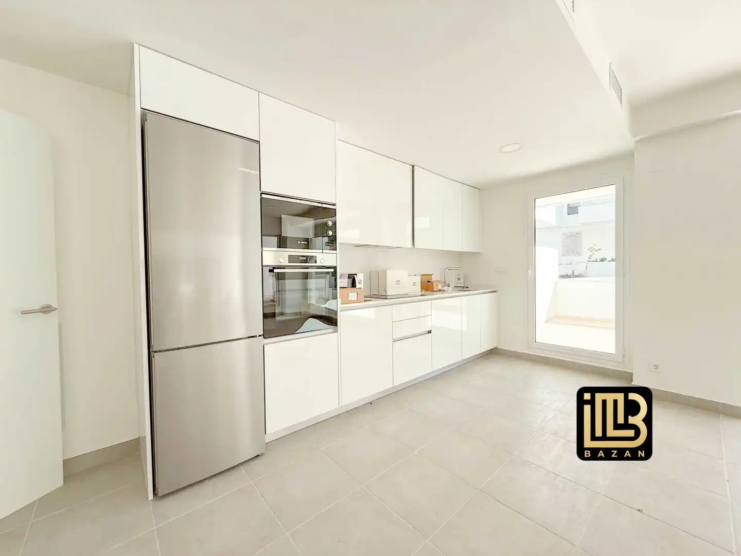 Kitchen of Flat for rent in Málaga  with Air Conditioner, Heating and Private garden