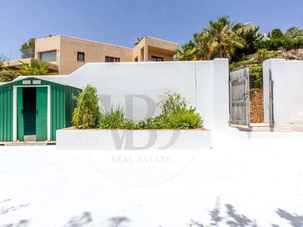 Vista exterior de Casa adosada de lloguer en Santa Eulària des Riu amb Aire condicionat i Piscina comunitària
