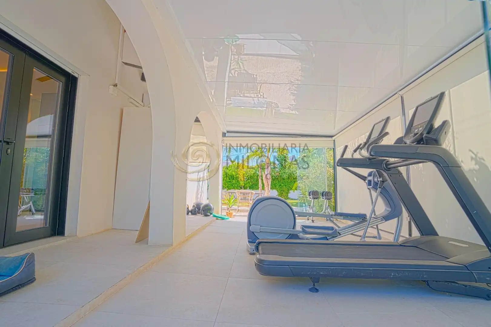 Casa o chalet en venta en L'Alfàs del Pi con Aire acondicionado, Jardín privado y Terraza