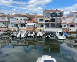 Exterior view of Flat for sale in Empuriabrava  with Air Conditioner, Parquet flooring and Terrace
