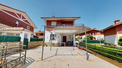 Foto 3 de Casa o chalet en venta en Barrio Lusa, Mioño - Santullán, Castro-Urdiales