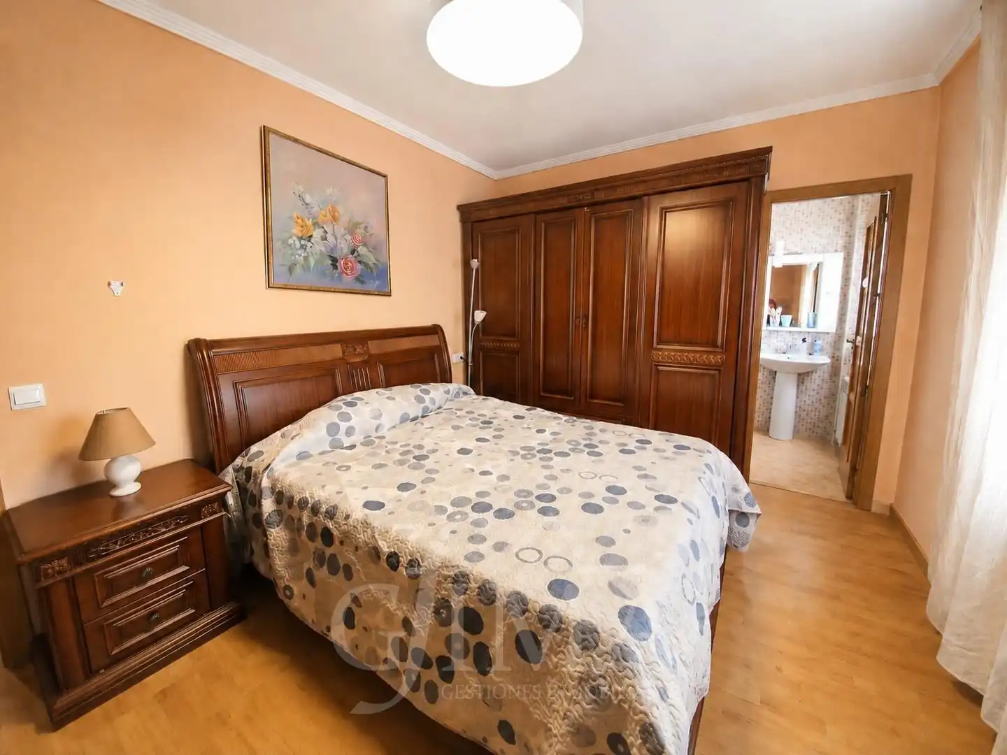 Habitación de Piso en venta en Tomelloso con Calefacción y Amueblado