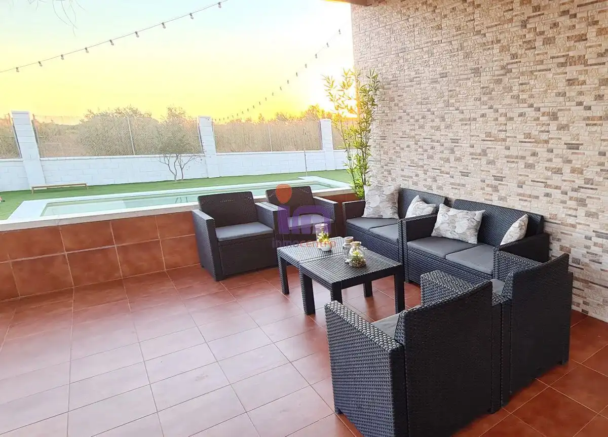 Casa rústica en venda a Valdepeñas
