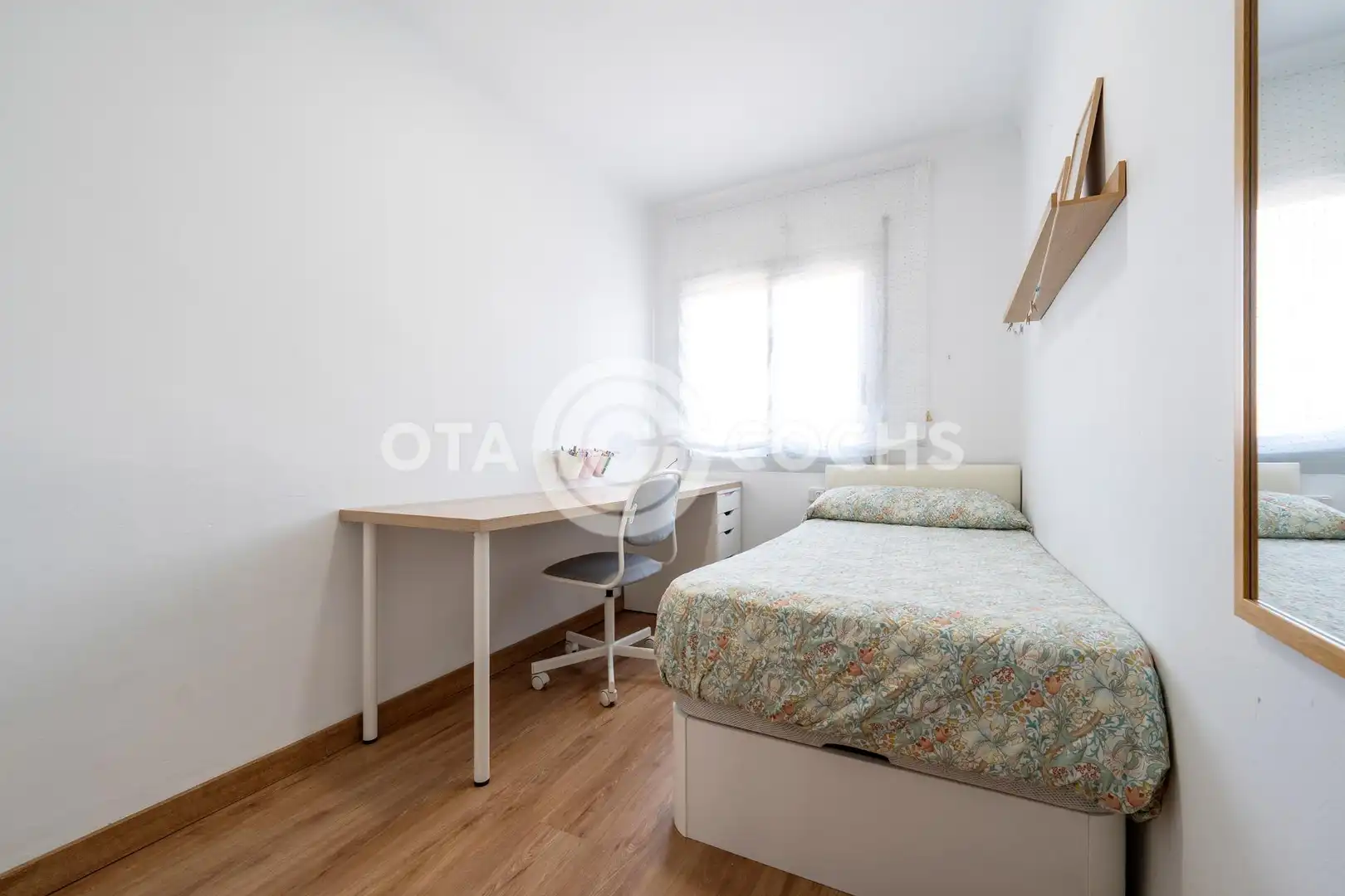 Bedroom of Flat for sale in Reus  with Air Conditioner, Balcony and Community pool