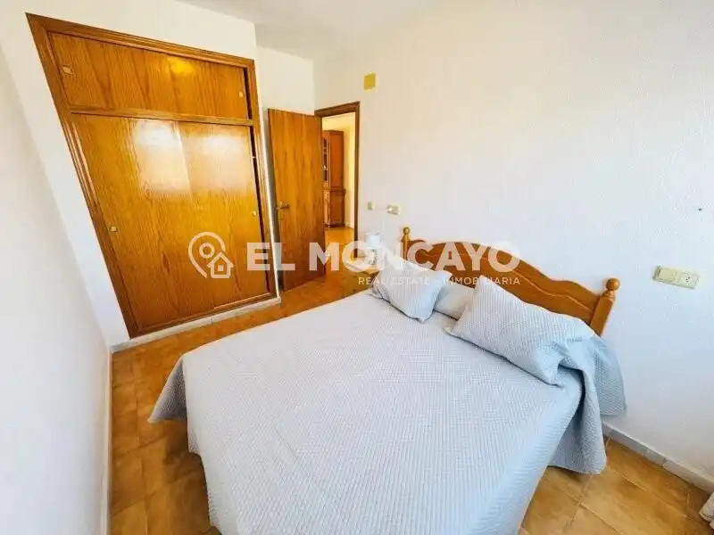 Habitación de Apartamento en venta en Torrevieja con Aire acondicionado, Calefacción y Trastero