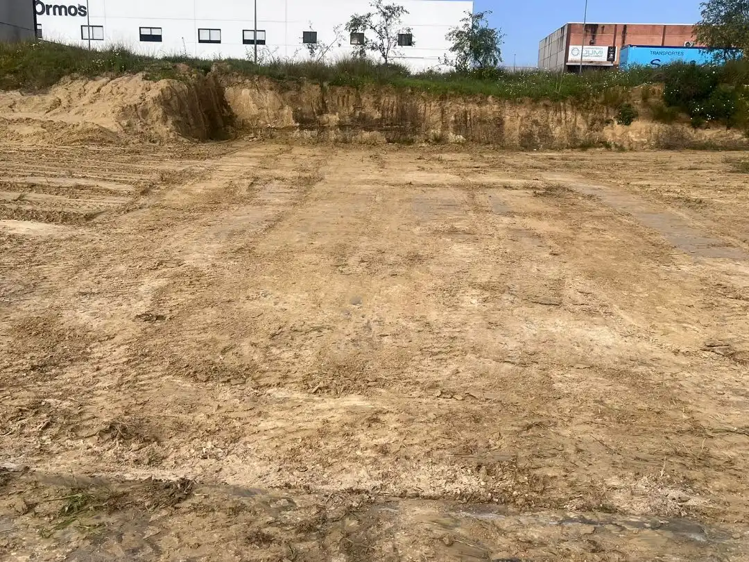 Terreny industrial en venda en Pilas