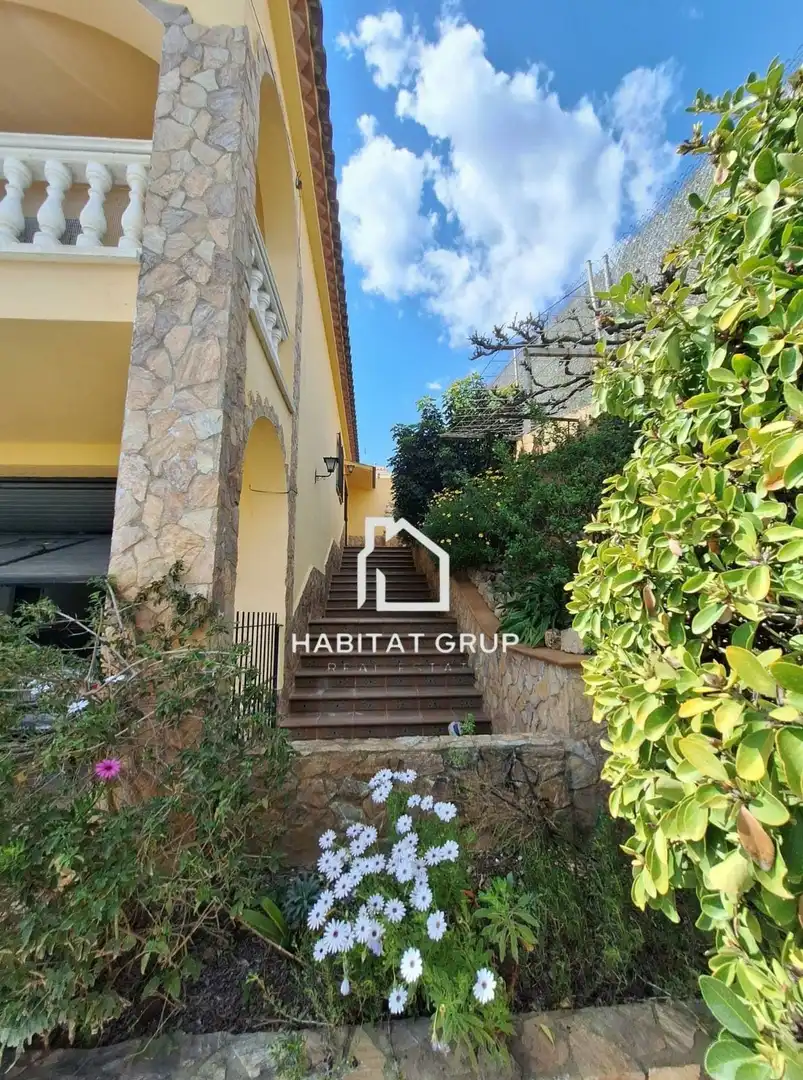 Casa con piscina en venta en Lloret Verd - Els Pinars, imagen 7