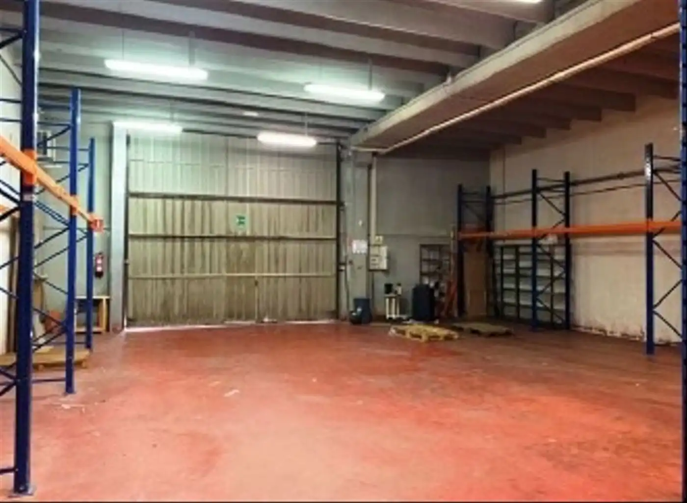 Nave industrial de alquiler en Sant Joan Despí con Calefacción