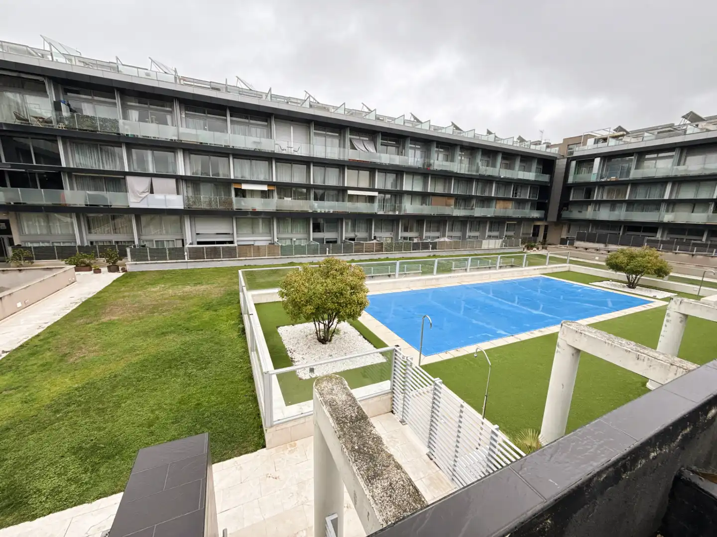 Piscina de Dúplex en venta en Madrid con Aire acondicionado, Calefacción y Piscina comunitaria