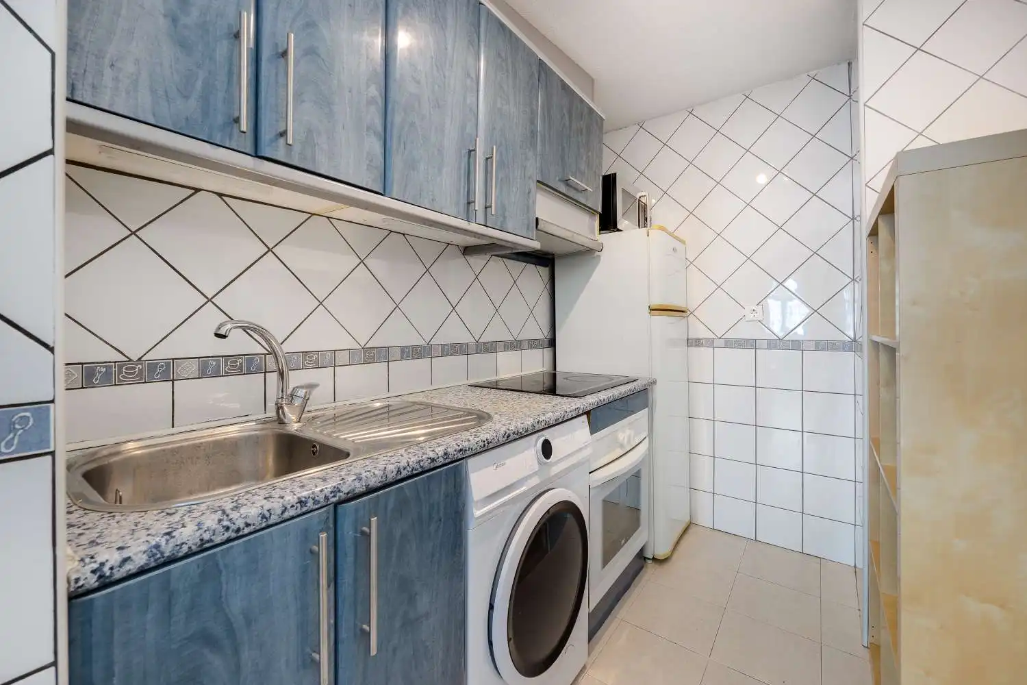 Kitchen of Apartments for sale in Torrevieja  with Terrace, Swimming Pool and Furnished