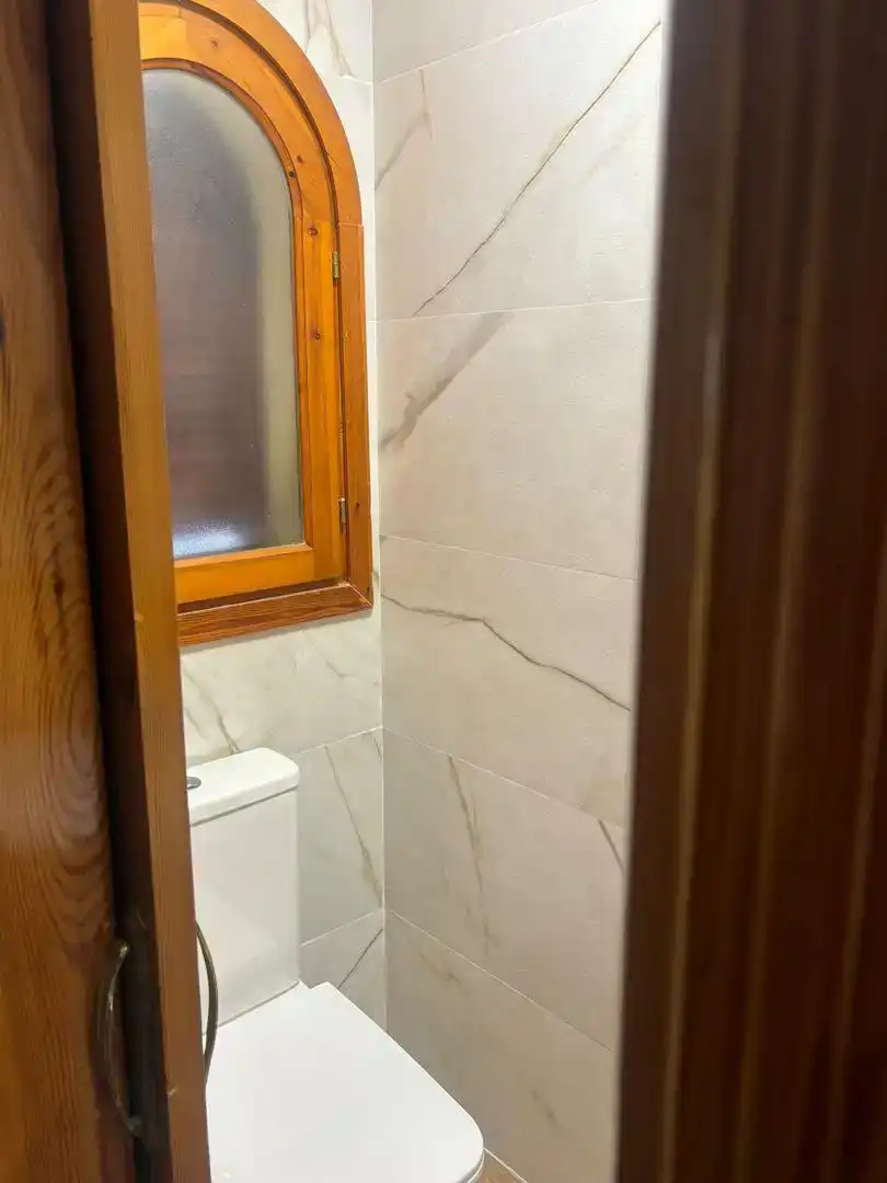 Badezimmer von Wohnung zur Miete in Dénia mit Klimaanlage, Schwimmbad und Möbliert