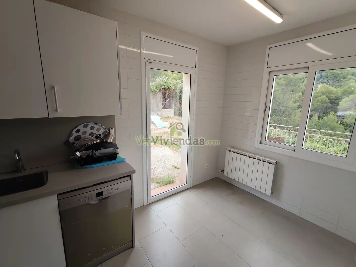 Cocina de Casa o chalet en venta en Corbera de Llobregat con Calefacción, Jardín privado y Parquet