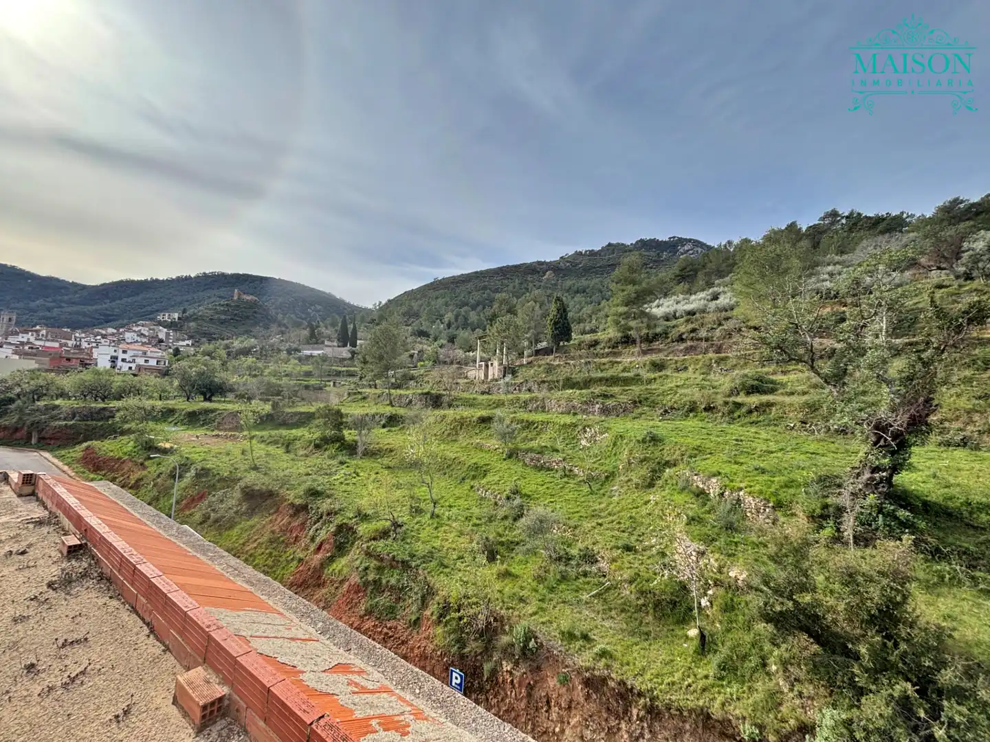 Vista exterior de Casa adosada en venda en Eslida
