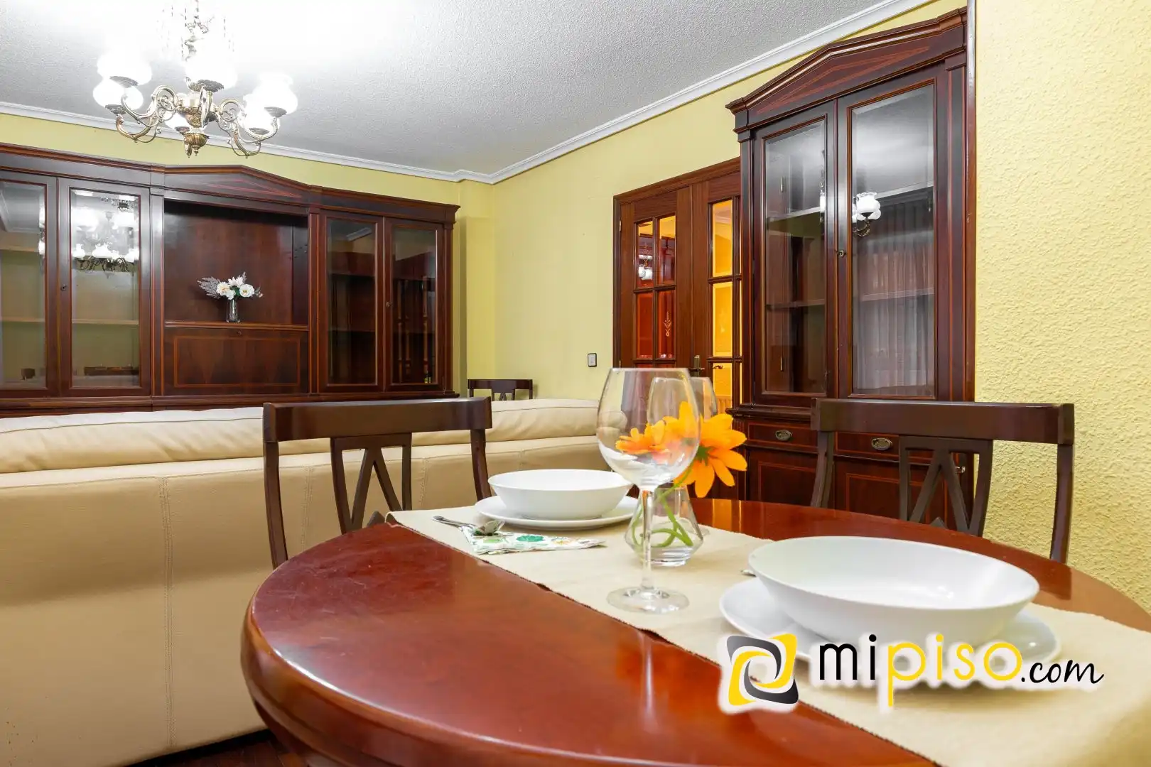 Comedor de Piso en venta en Santoña con Calefacción, Trastero y Amueblado