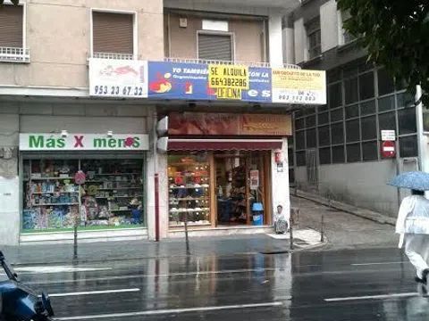 Oficina de lloguer en  Jaén Capital amb Aire condicionat, Terrassa i Balcó