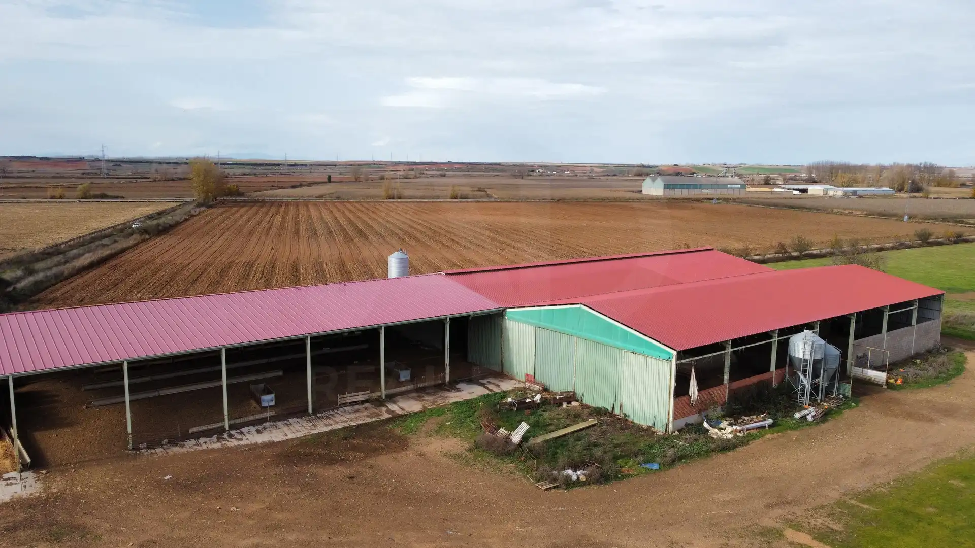 Vista exterior de Terreno en venta en San Millán de los Caballeros