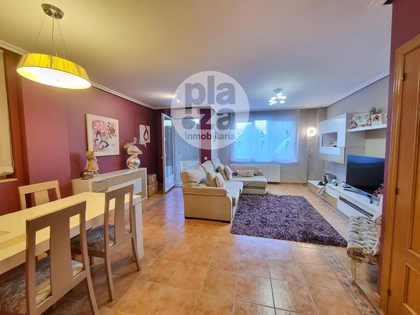 Sala d'estar de Casa adosada en venda en Sarracín, Burgos