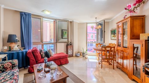 Foto 4 de Piso en venta en Calle Velarde, 19, Guanarteme, Las Palmas de Gran Canaria