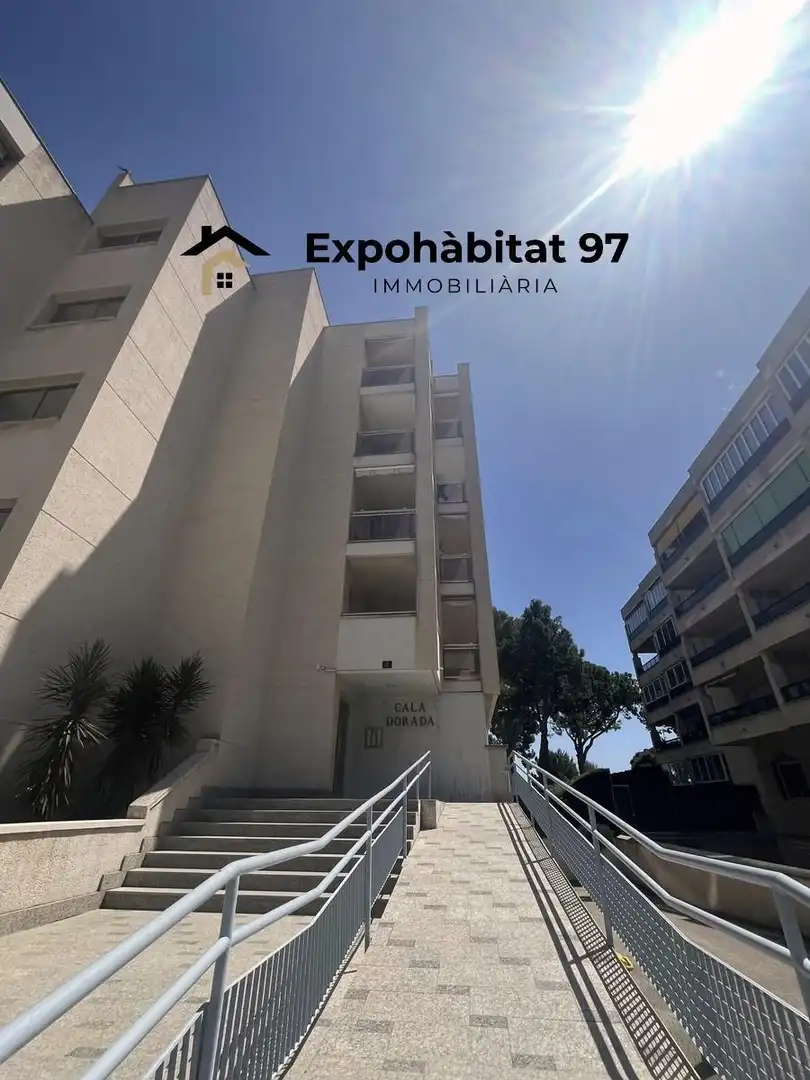Apartment with pool for sale in Carrer VENDRELL DEL 4, imagen 23