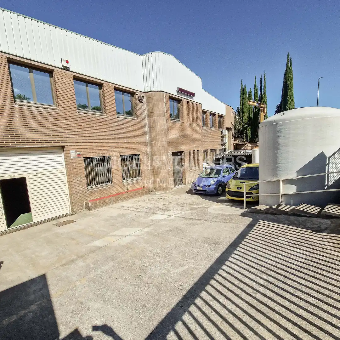 Exterior view of Industrial buildings for sale in Terrassa