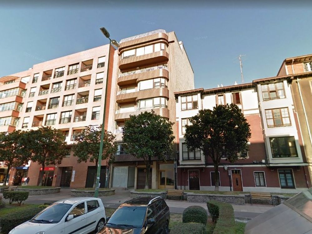 Vista exterior de Garatge en venda en Getxo 