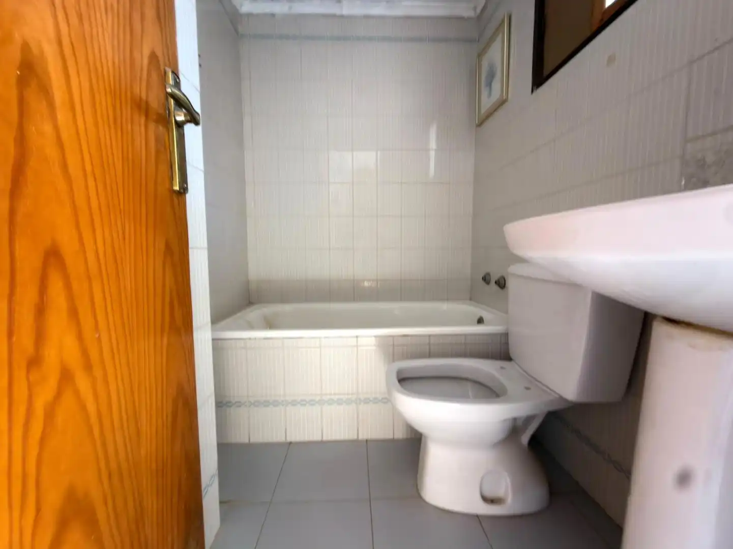 Baño de Ático en venta en Torrevieja con Terraza y Balcón