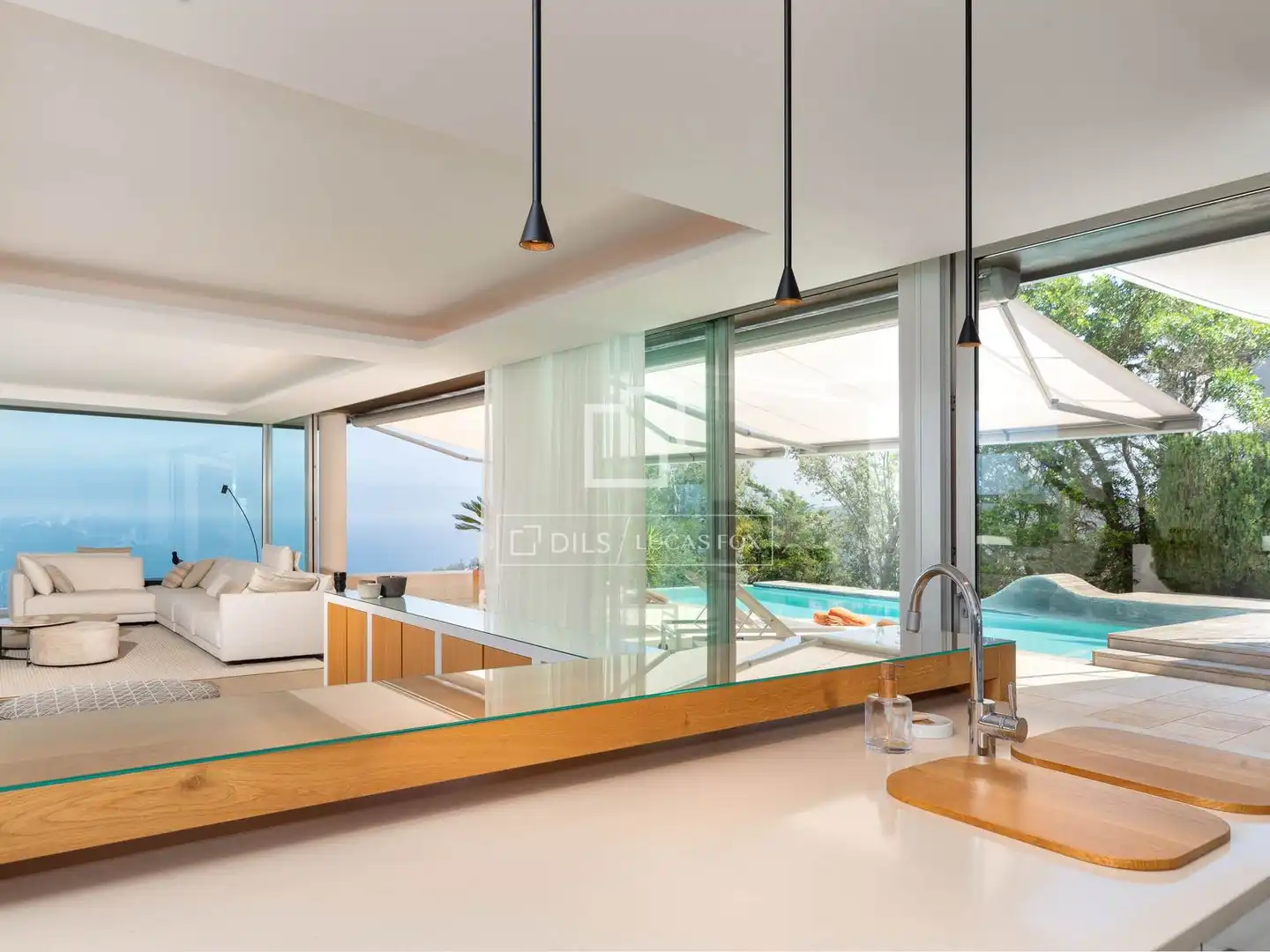 Sala d'estar de Casa o xalet en venda en Begur amb Aire condicionat, Jardí privat i Terrassa