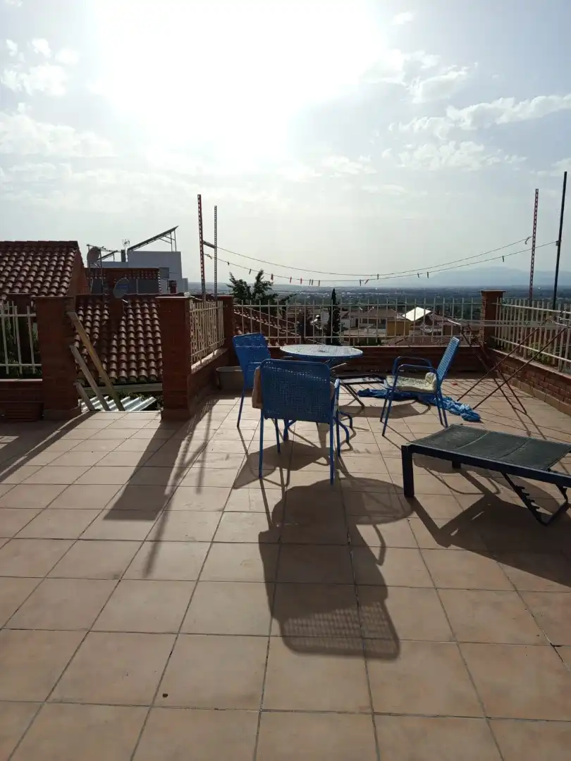 Terrassa de Casa o xalet en venda en La Zubia amb Jardí privat i Piscina