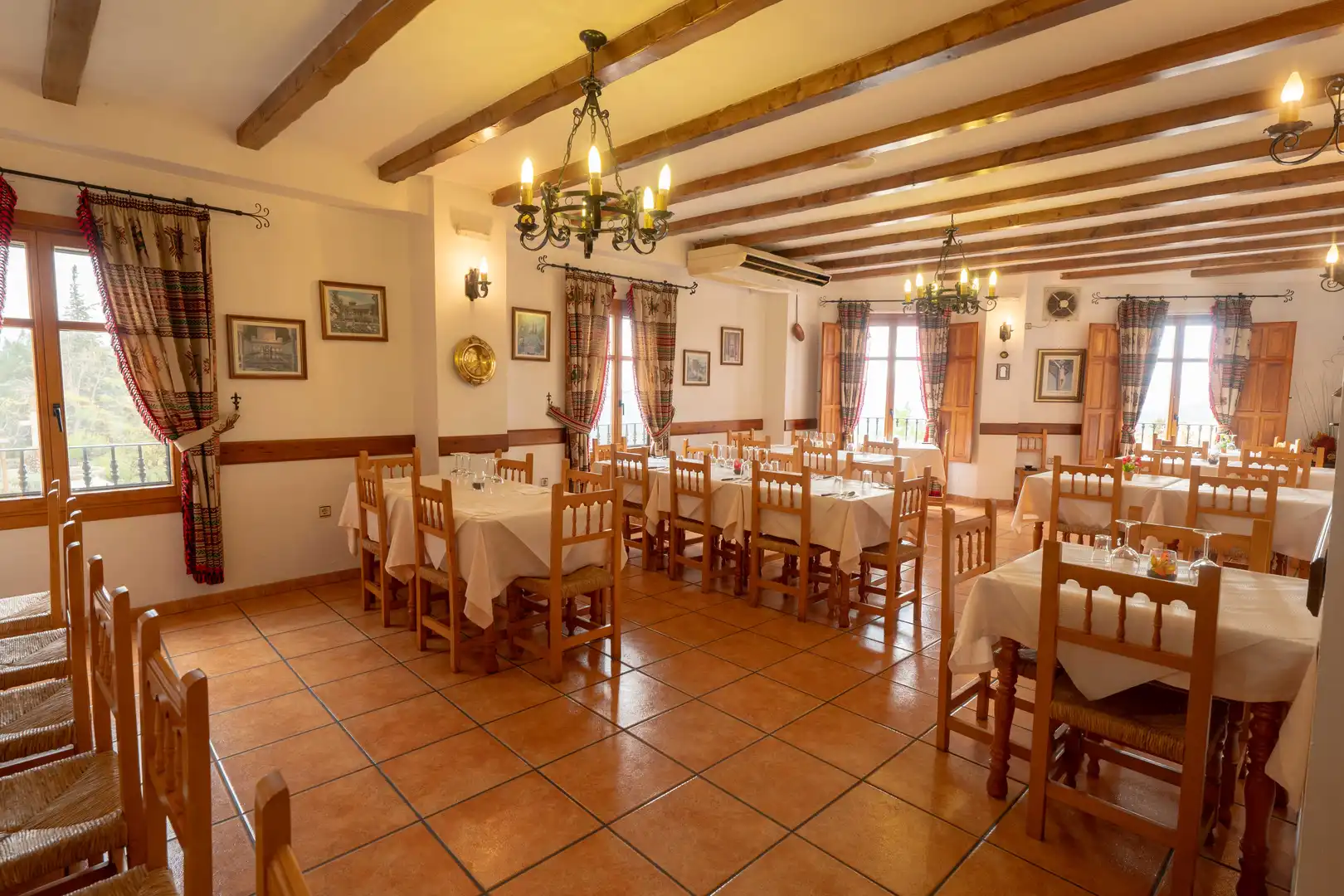 Geschaftsraum zum Verkauf in Válor mit Terrasse und Möbliert