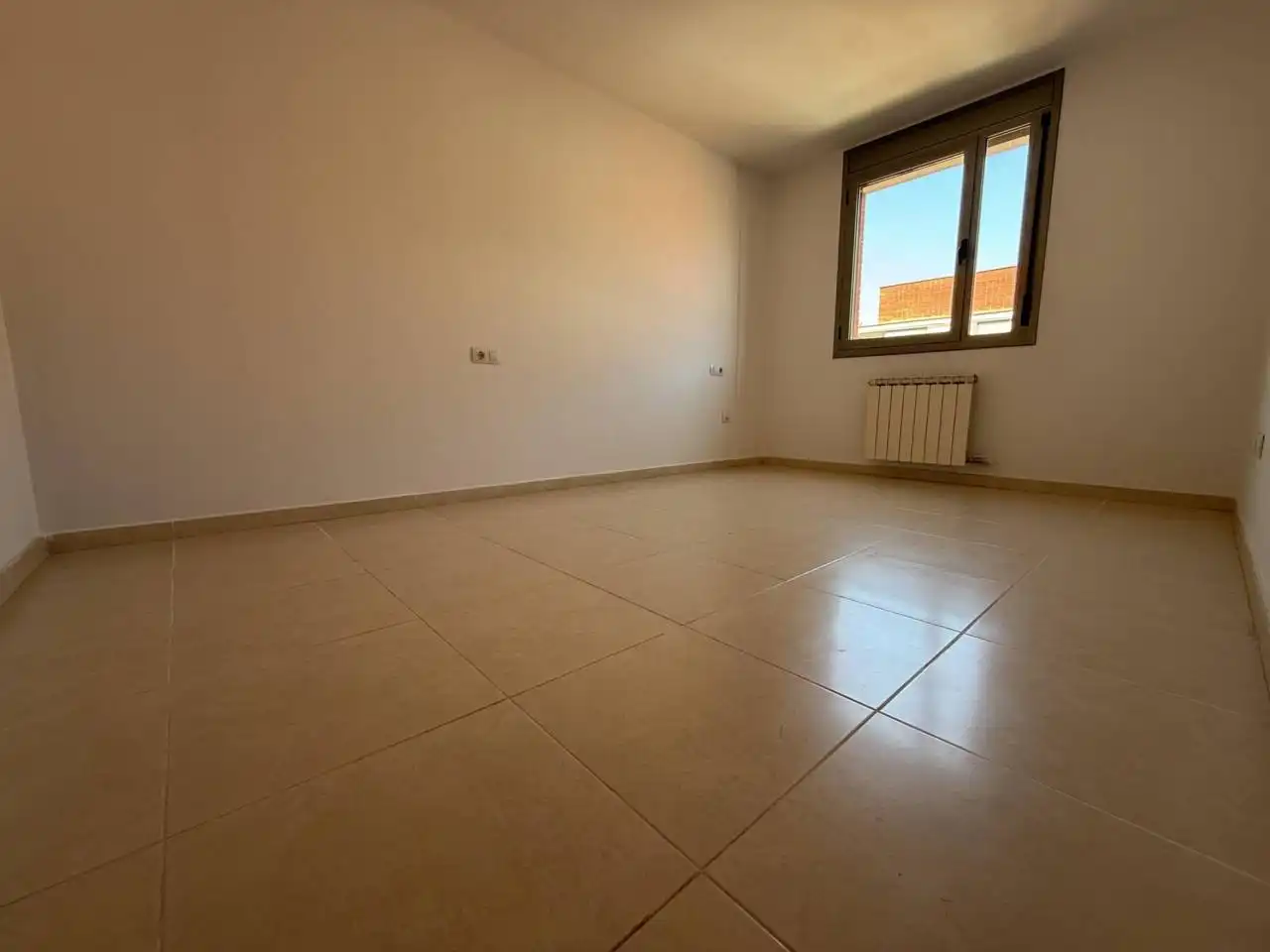 Habitación de Dúplex en venta en Vilanova del Vallès con Aire acondicionado, Calefacción y Terraza