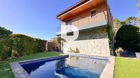 Swimming pool of House or chalet for sale in Sant Esteve Sesrovires  with Air Conditioner, Heating and Private garden