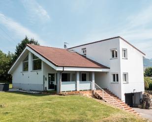 Exterior view of House or chalet for sale in Oviedo   with Heating, Private garden and Parquet flooring