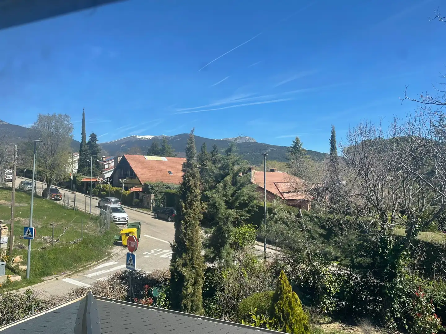 Vista exterior de Casa o chalet en venta en Cercedilla con Jardín privado y Piscina comunitaria