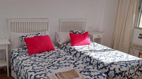 Foto 4 de Apartamento de alquiler en La Carihuela - Los Nidos, Torremolinos