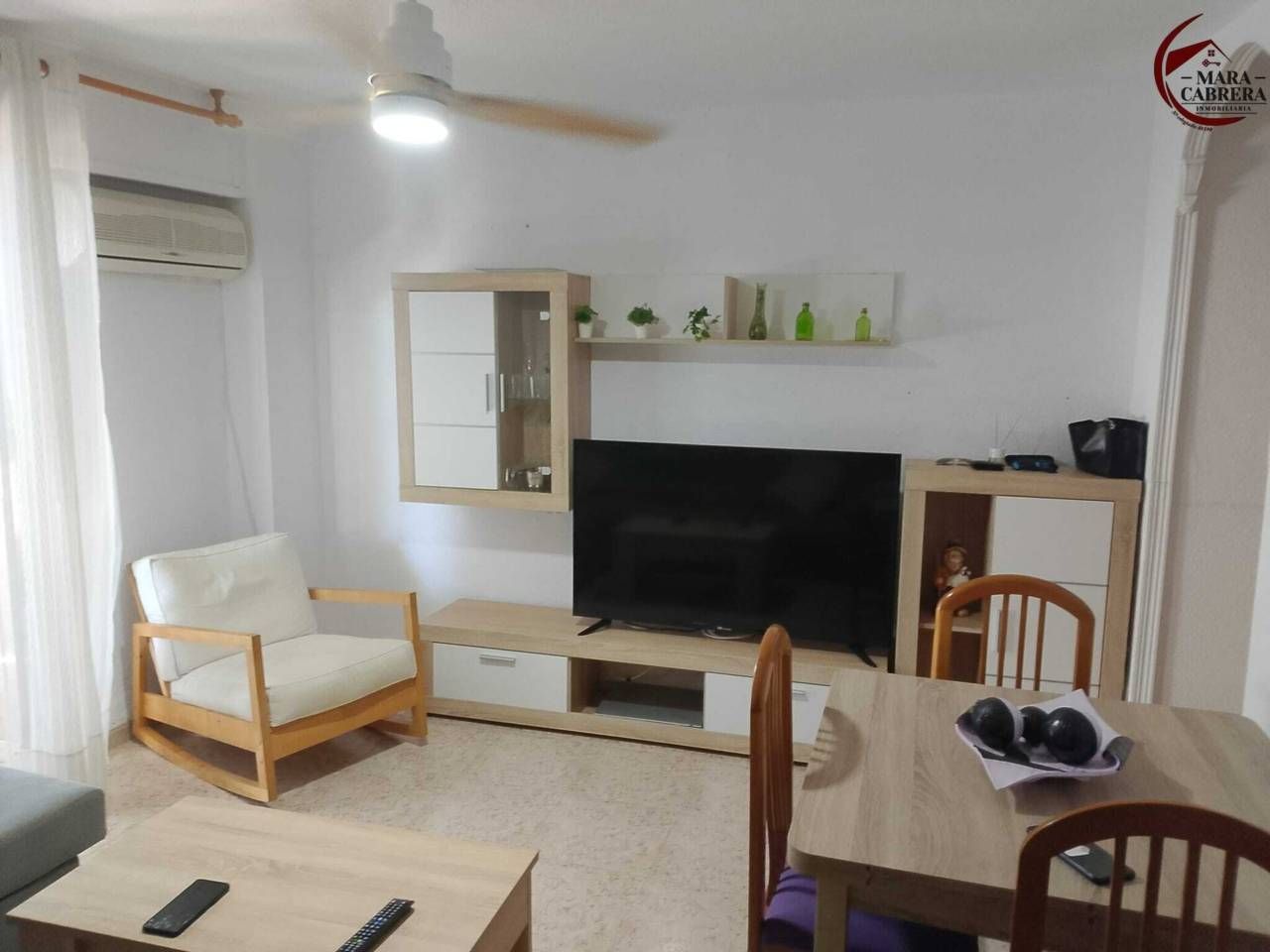 Living room of Flat for sale in Miramar  with Air Conditioner, Furnished and Balcony
