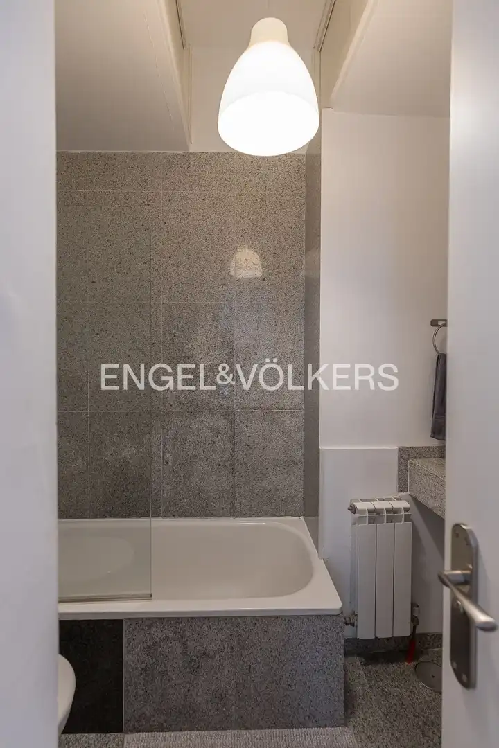 Baño de Piso en venta en Madrid con Aire acondicionado, Calefacción y Parquet