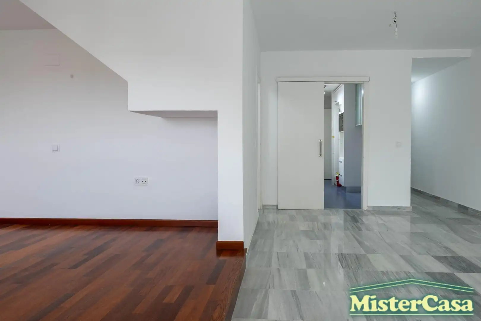 Attic for sale in Jerez de la Frontera  with Private garden and Terrace