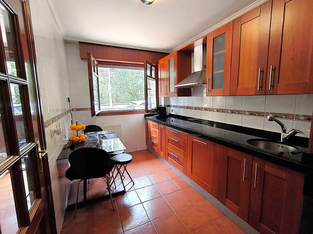 Cocina de Casa adosada en venta en Castro-Urdiales con Calefacción, Terraza y Balcón
