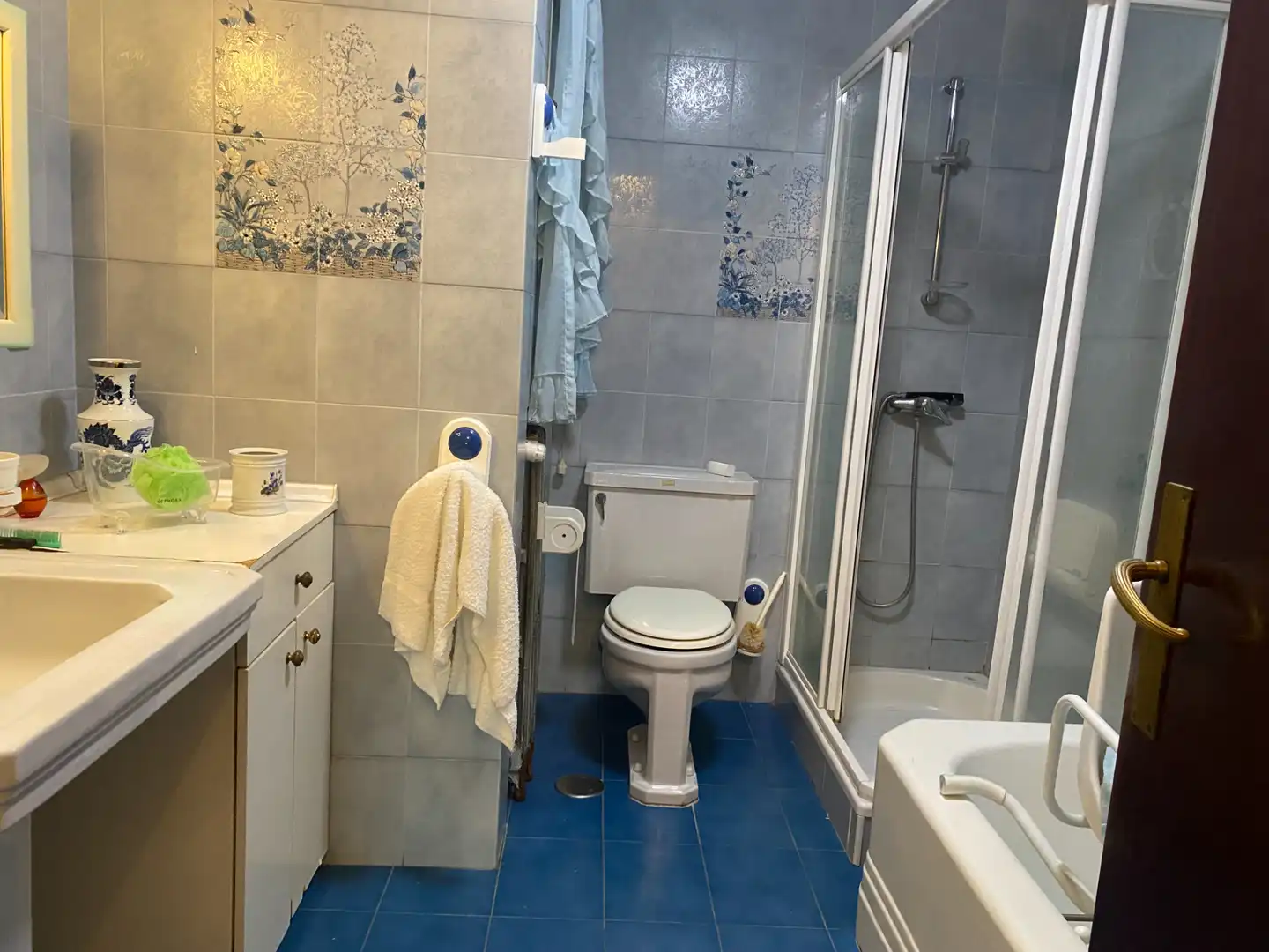 Badezimmer von Wohnung zum Verkauf in Santander mit Heizung, Terrasse und Möbliert