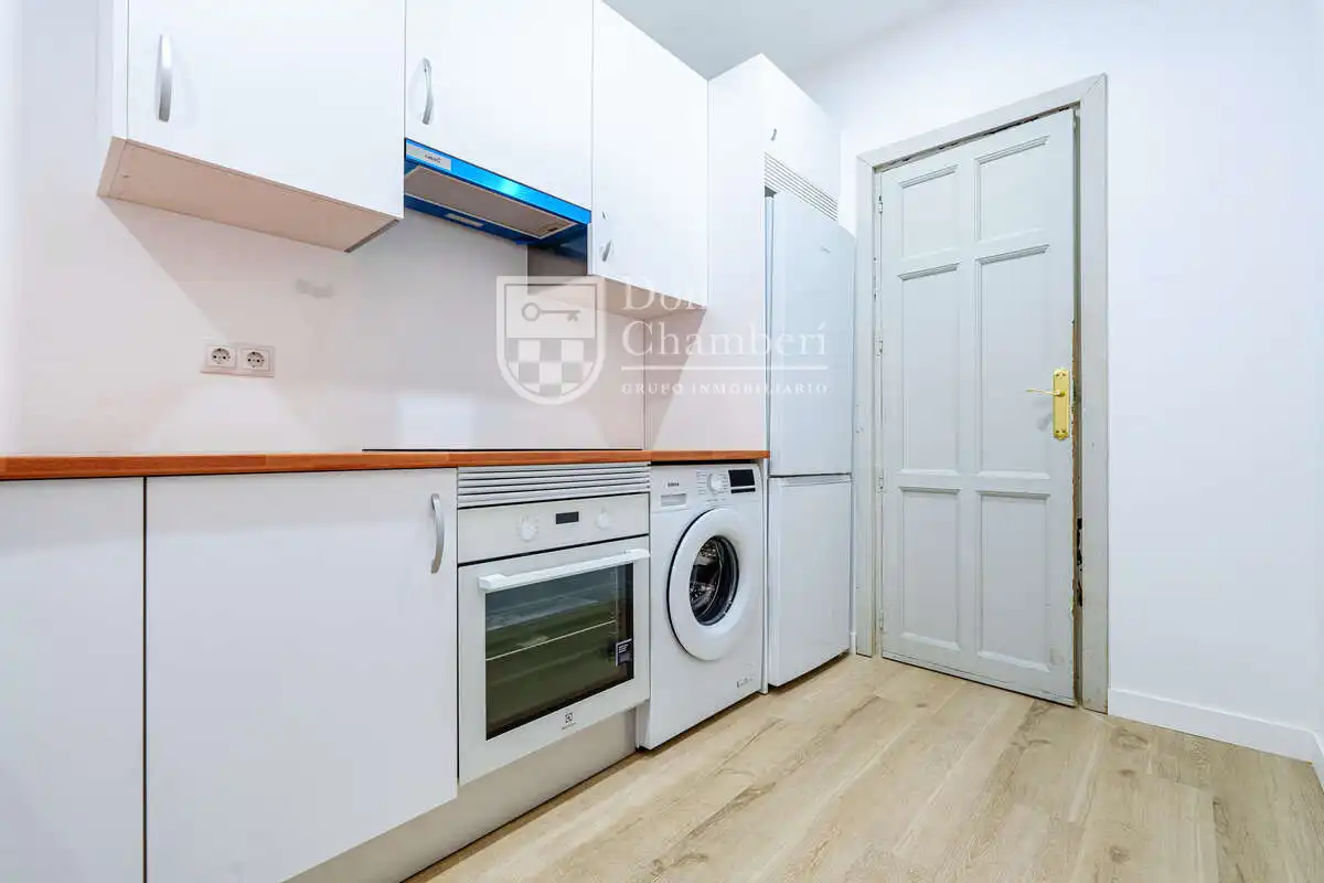 Küche von Wohnung zur Miete in Madrid