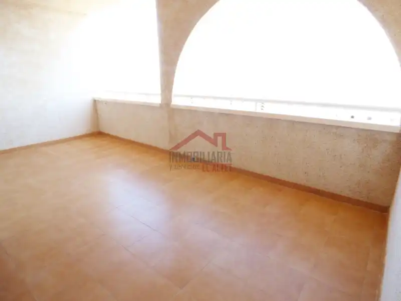 Apartments for rent in Calle Málaga, Los Arenales del Sol