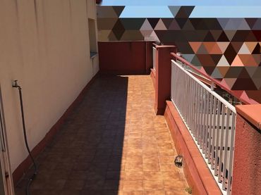 Attico con balcone in vendita a Montigalà - Sant Crist