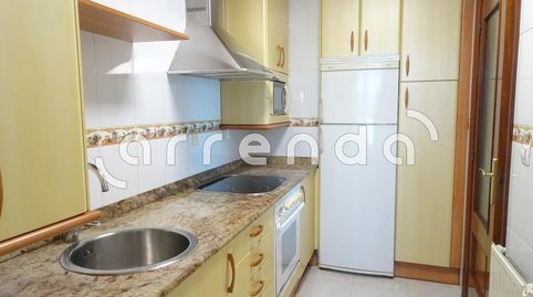 Foto 4 de Piso de alquiler en De Bilbao, Muriedas, Camargo